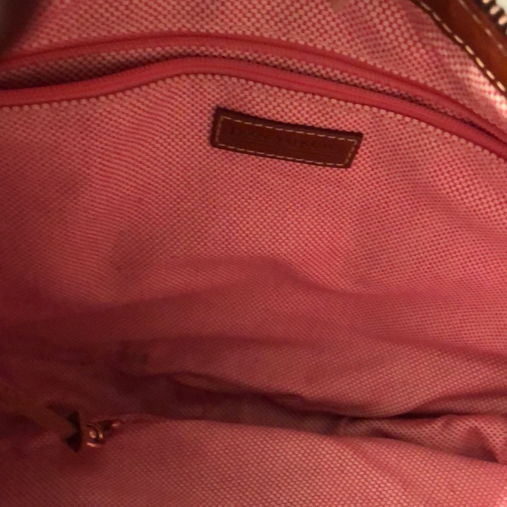 Dooney and Bourke purse - Picture 8 of 9